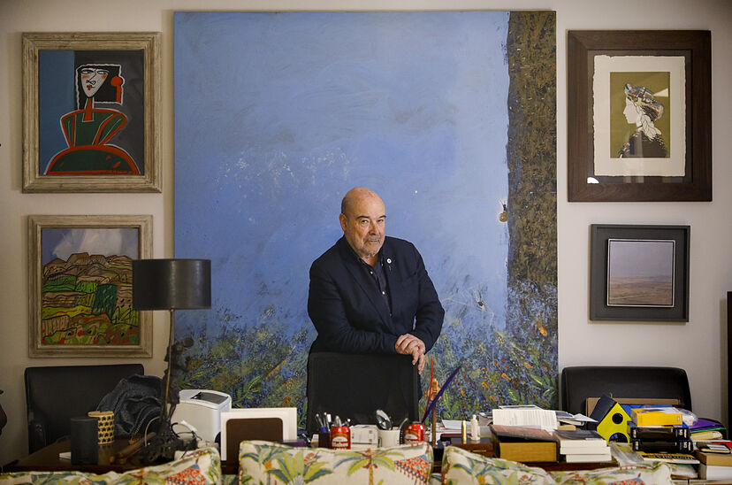 Antonio Resines: "Soy de izquierdas y siempre he votado al PSOE, pero me  indigna que este Gobierno pacte con partidos nacionalistas, racistas y casi  de ultraderecha" | Cine