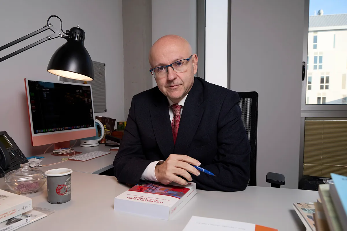 Sergio Nasarre: "Es lamentable que 17 años después de la crisis todas las medidas en vivienda hayan implicado ir a peor"