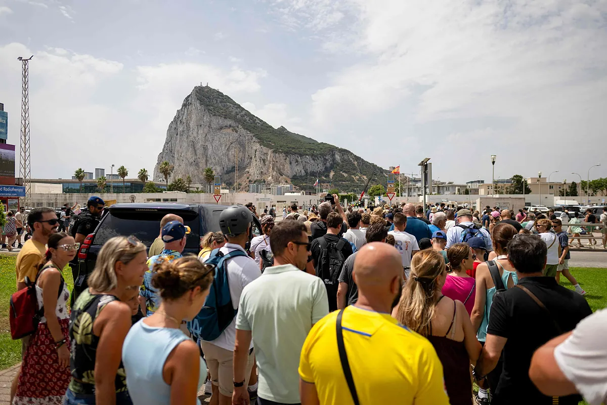 Gibraltar deja de ser un 'paraíso' para las mercancías, pero no para el capital