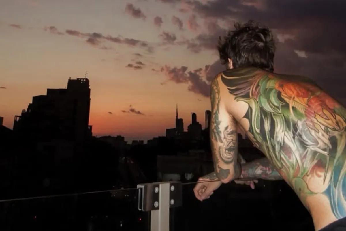 Fedez: "Mi cuerpo ha estado pidiendo clemencia durante años, y voy a parar. Temía no volver a ver a mis hijos jamás"