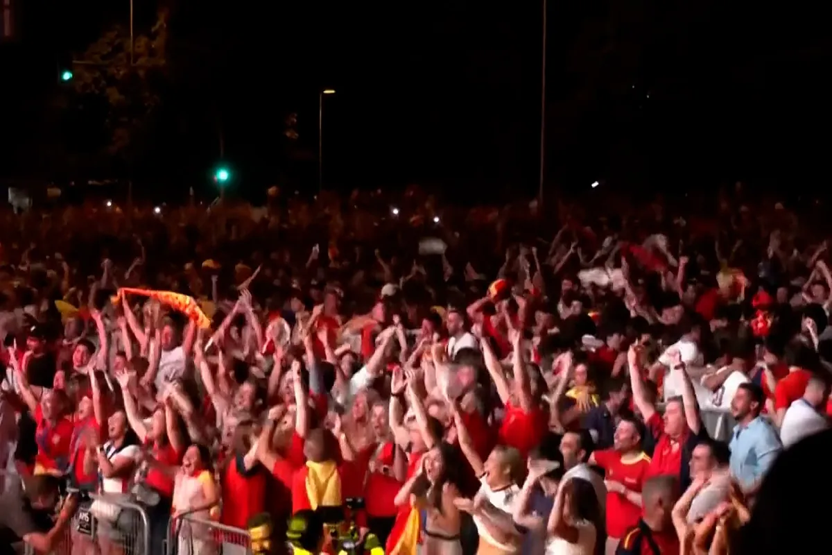 Los fans de Madrid enloquecen con el gol de Ferran Torres que ha dado el Mundial a España