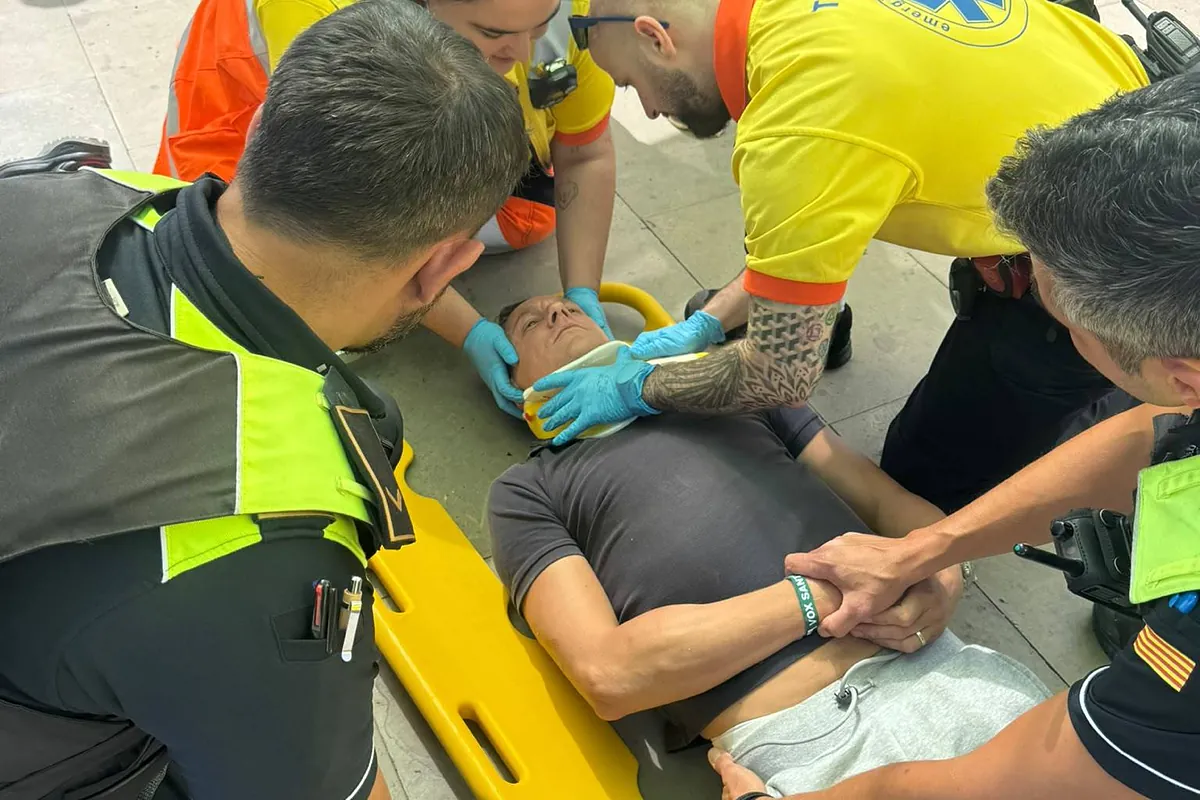Agreden a un concejal de Vox en Sant Cugat mientras estaba en una carpa del partido