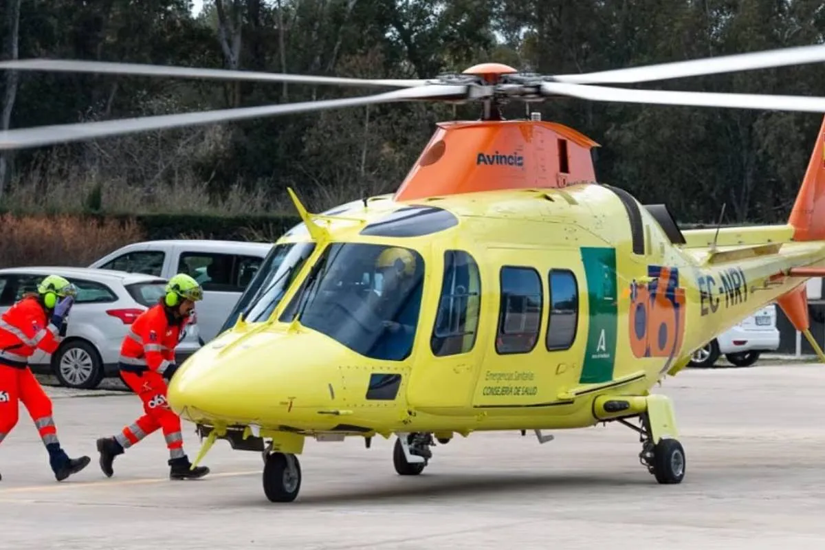 Muere un motorista tras salirse de la vía y chocar contra un árbol en Nerja (Málaga)