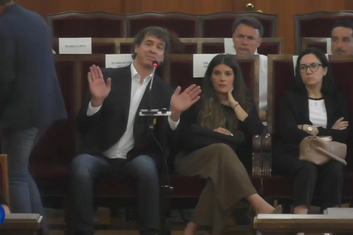 Los correos enviados por el músico a "pedrosanchez1212", última prueba del juicio del "hermanísimo", ya visto para sentencia