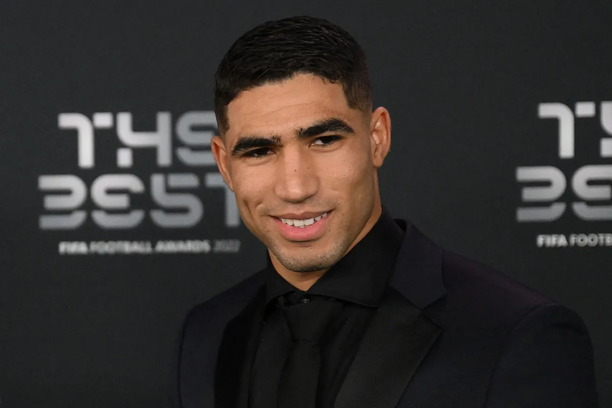 Hakimi pide el sobreseimiento de su acusación de violación y presenta una carta de Mbappé en favor de su defensa