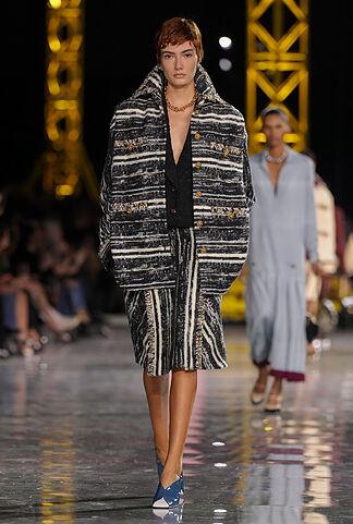 Chanel oto�o-invierno 2026/27: los c�digos de la maison pasados por el sombrero m�gico de Matthieu Blazy