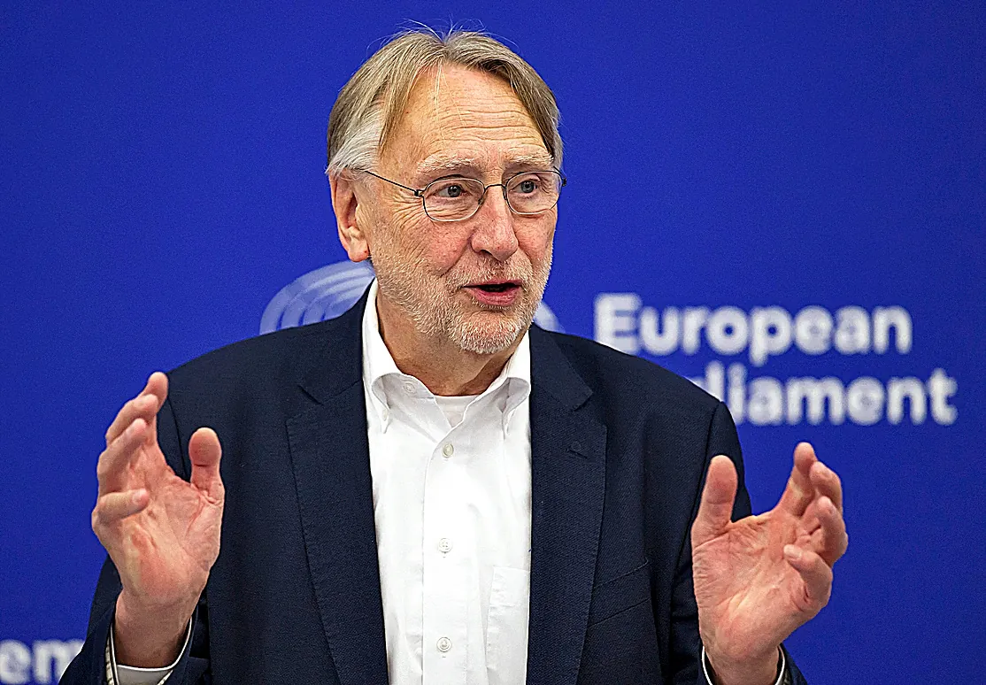 Bernd Lange (Comisión de Comercio Internacional de la Eurocámara): "Realmente dependemos del comercio externo: Europa se juega un 50,4% de su PIB"
