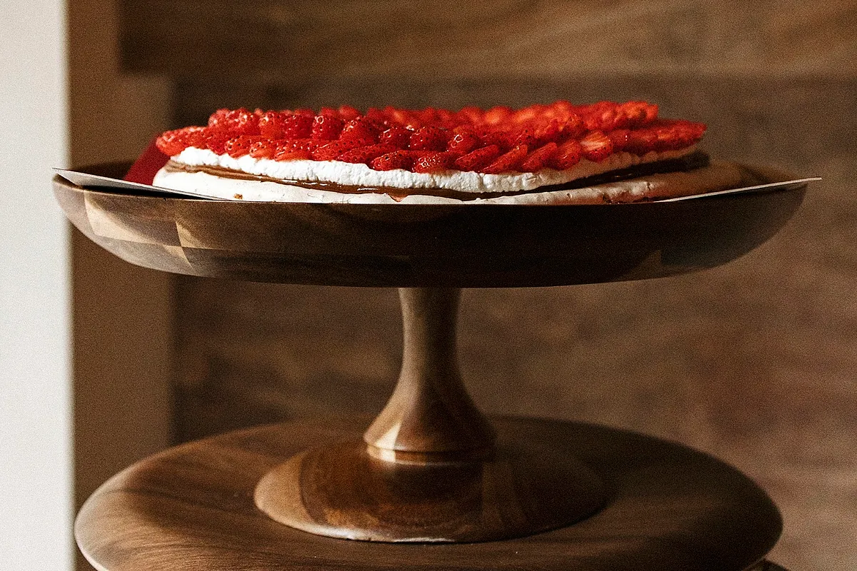 Así es Brela, la pastelería artesana que triunfa vendiendo una única tarta