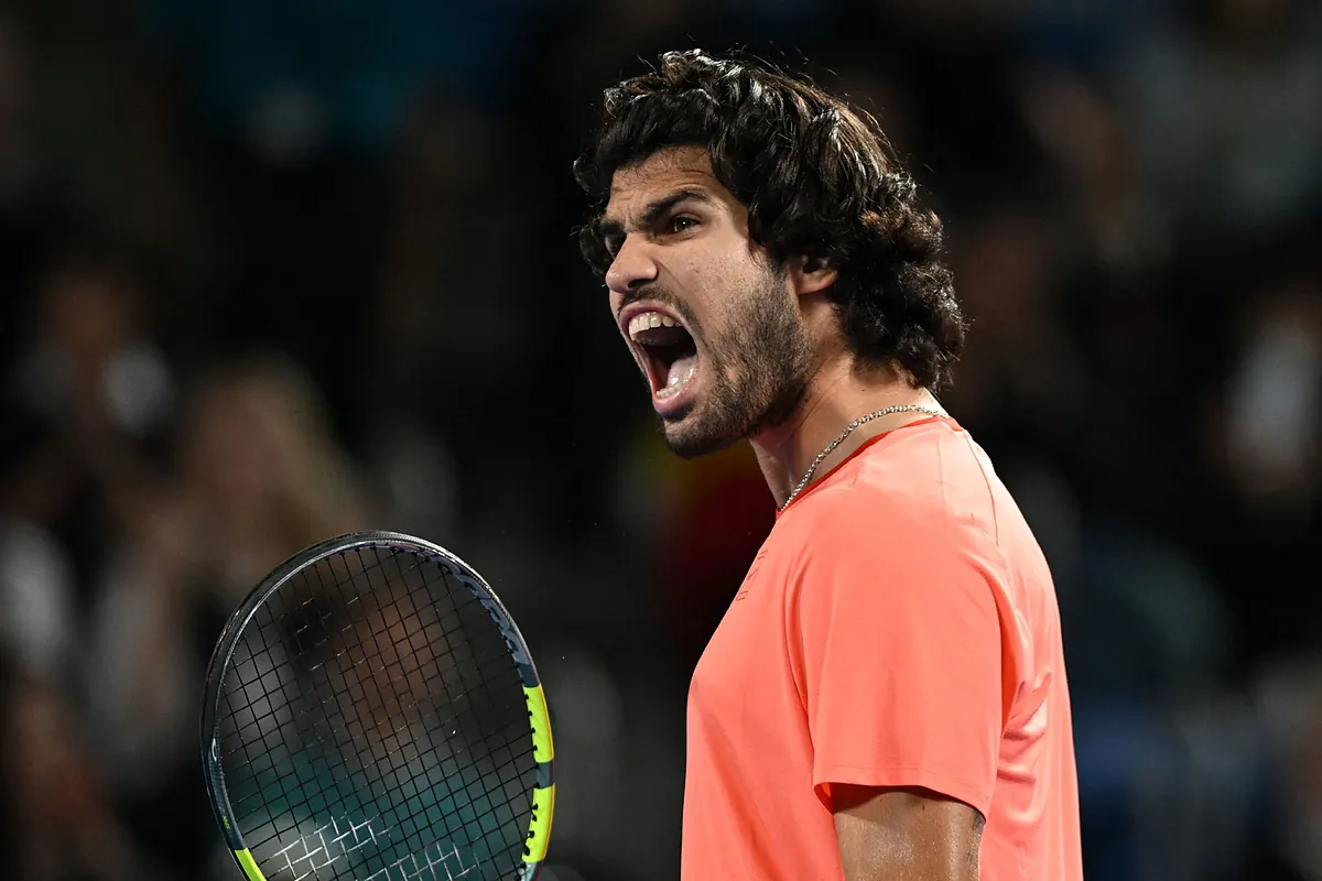 Carlos Alcaraz: Aggressive shift secures Tokyo ATP 500 final spot