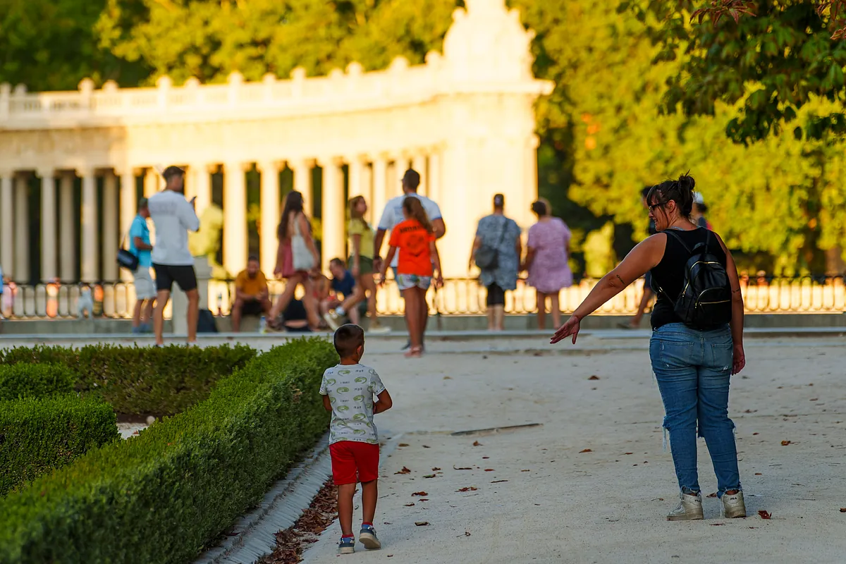 ¿Lastre fiscal a la natalidad? España está a la cola de la OCDE en favorecer vía impuestos a las familias con hijos