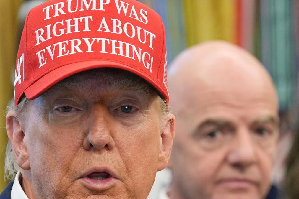 Trump admite que pidió al presidente de la FIFA la revisión de la tarjeta roja a Balogun: "No me pareció que fuera falta"