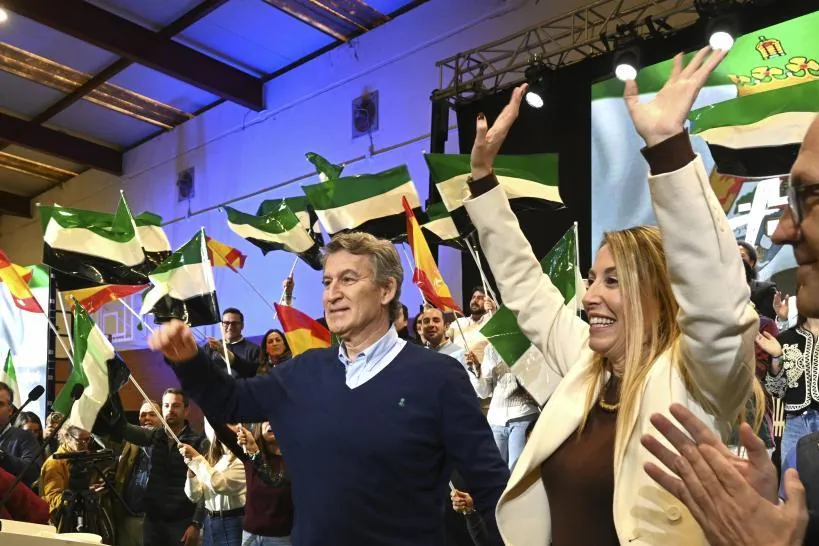 Feijóo propone a Guardiola como antídoto contra el machismo y la corrupción de Sánchez