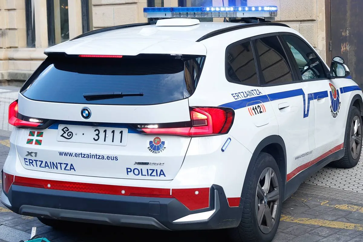 Detienen a una mujer en Vitoria por herir de gravedad con un cuchillo a su ex pareja, que había quebrantado una orden de alejamiento