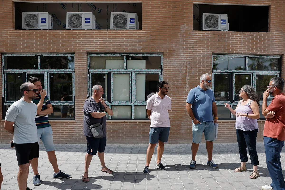 El Ayuntamiento comunica a los vecinos que no puede frenar la colmena de Benicalap y los aboca a la vía judicial