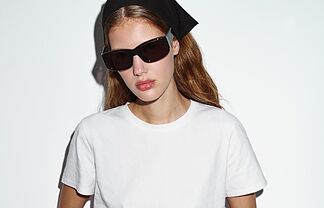 Adi�s a complicarse: 9 camisetas b�sicas de Zara que puedes combinar con tu chaqueta vaquera en primavera