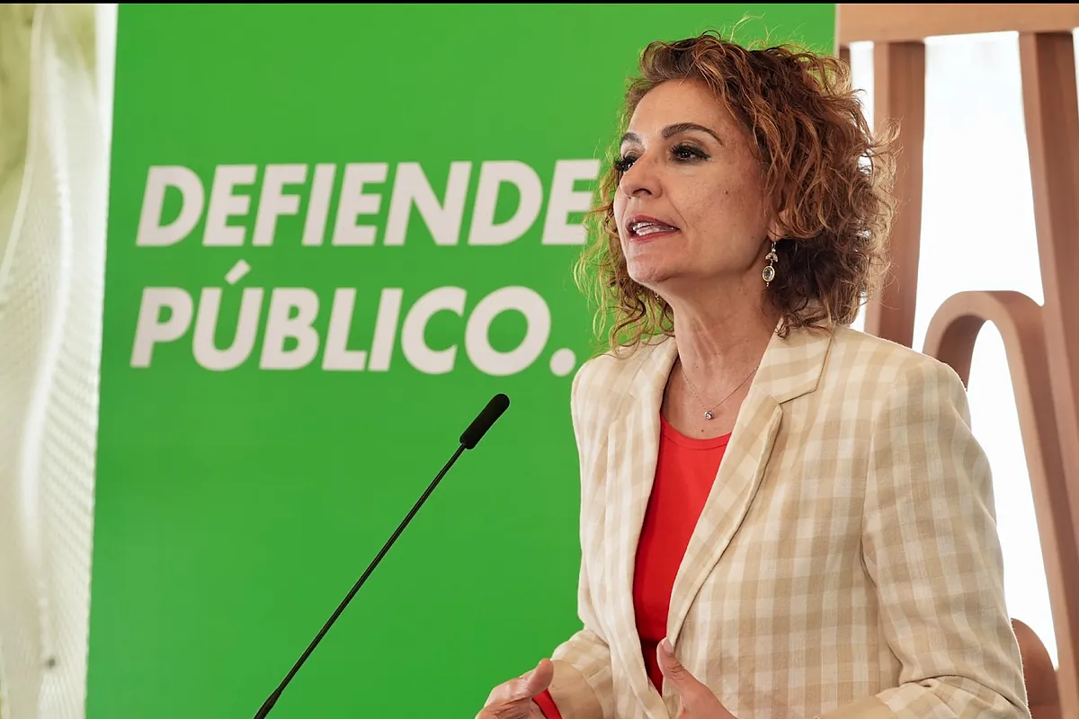María Jesús Montero cede y no impondrá a su número 1, Fernando López, en la lista de Cádiz