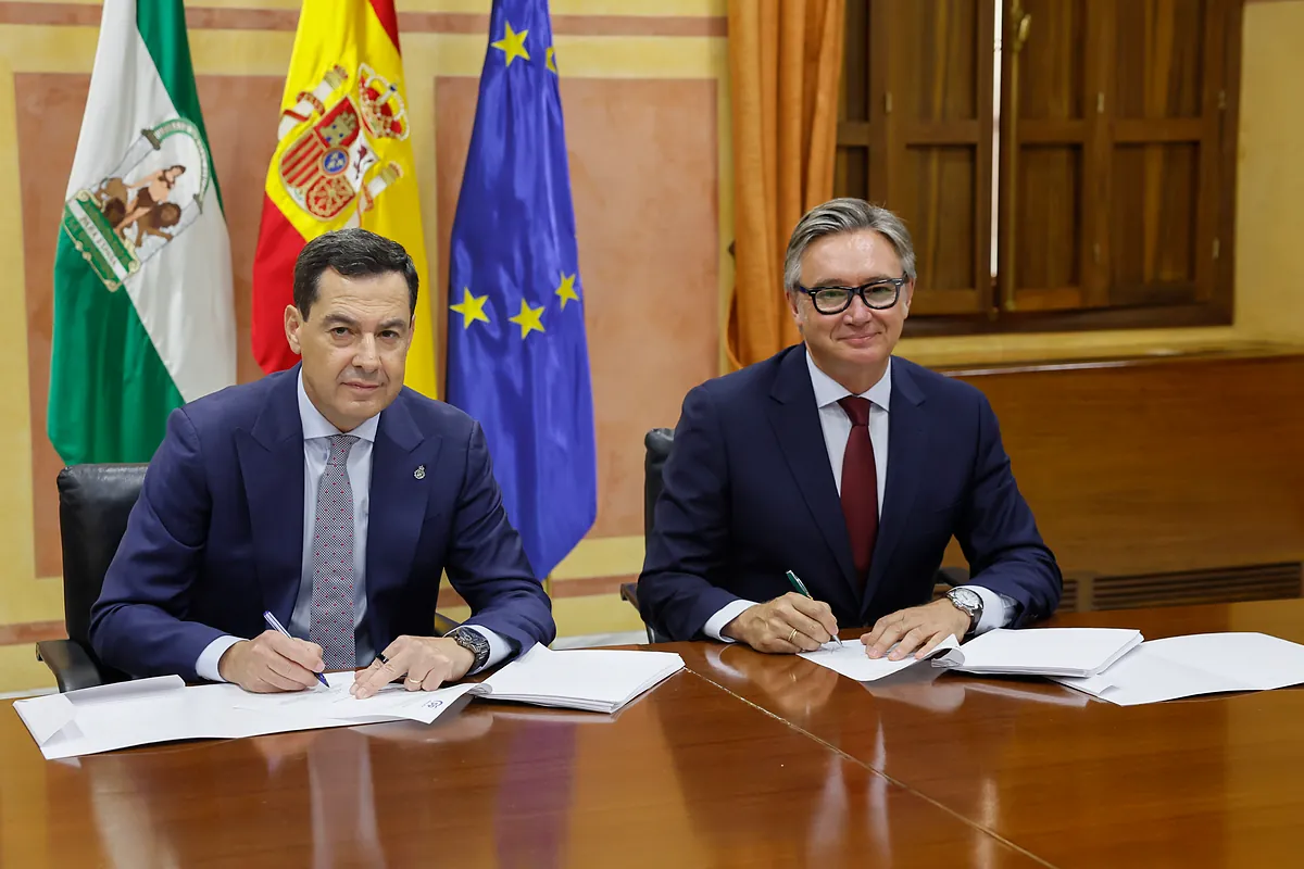 El acuerdo PP-Vox en Andalucía: Moreno se compromete a que la nacionalidad no sea criterio de exclusión