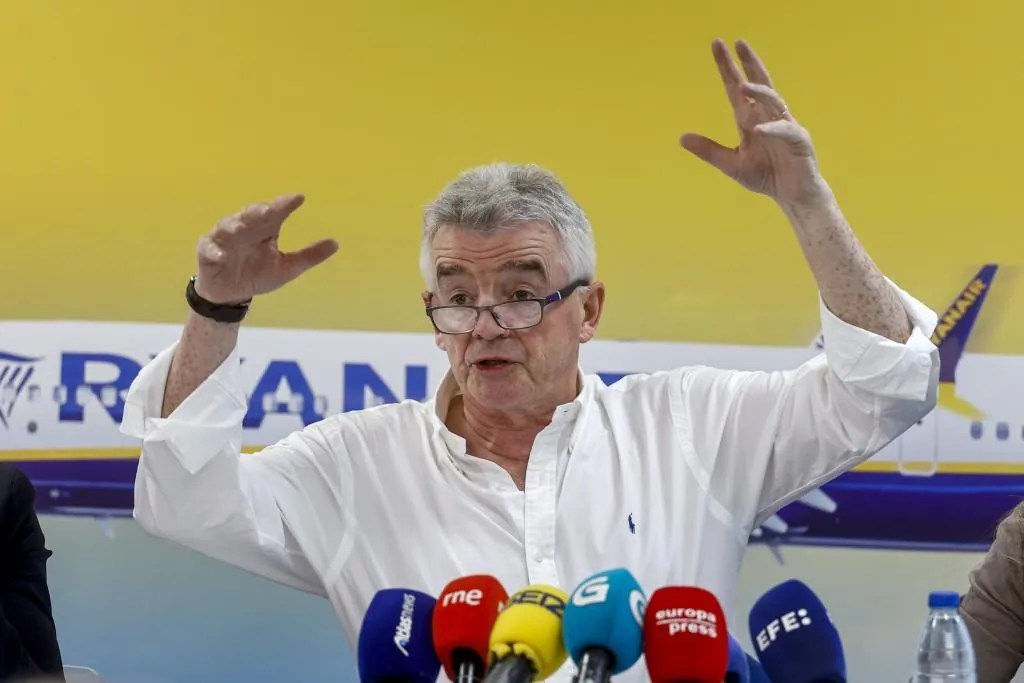 Ryanair alerta de la posible interrupción del suministro de combustible en mayo por la guerra