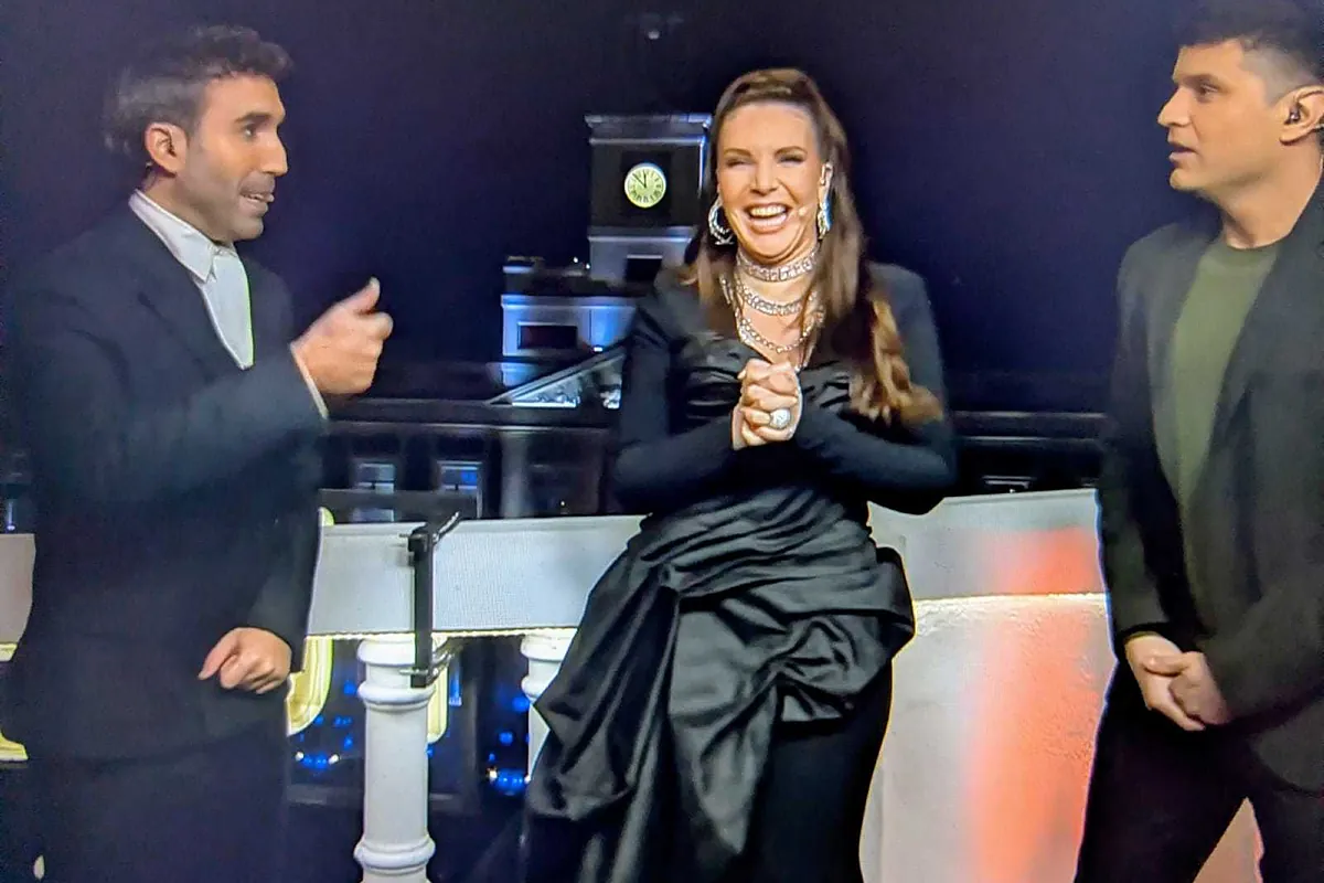 Guantazos a Ayuso, a Ábalos, el cachondeo de Inés Hernand con "la televisión del régimen" y un "buen mojón" inesperado en las primeras preúvas de RTVE