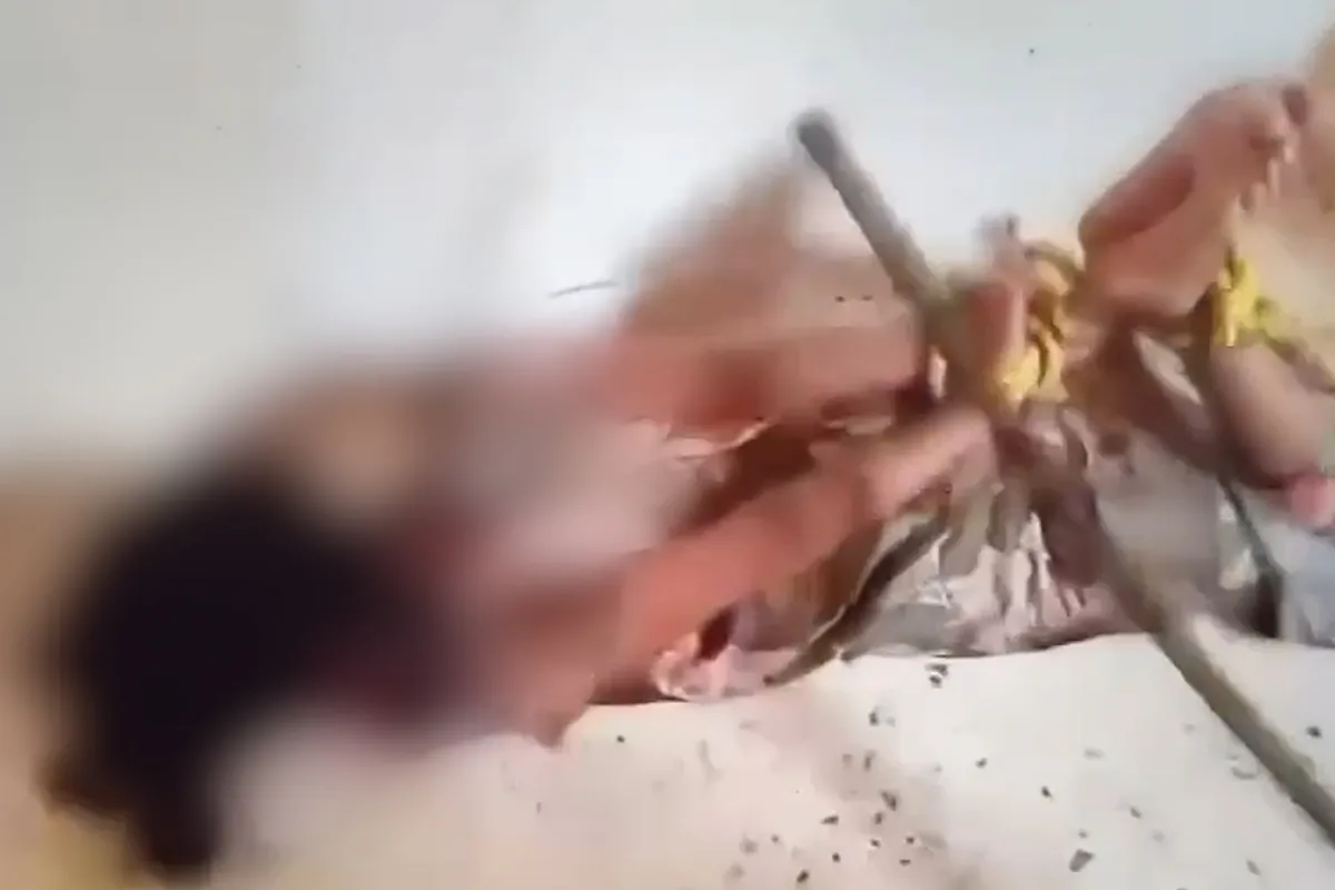 Las brutales torturas a las que son sometidos los inmigrantes en Libia antes de montar en las pateras
