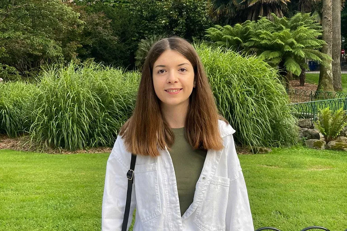 La bilbaína Gurutze Padrones, medalla de oro en las pruebas de formación de farmacia: "Hice las prácticas en el Hospital de Txagorritxu y quizás opte por esta opción"