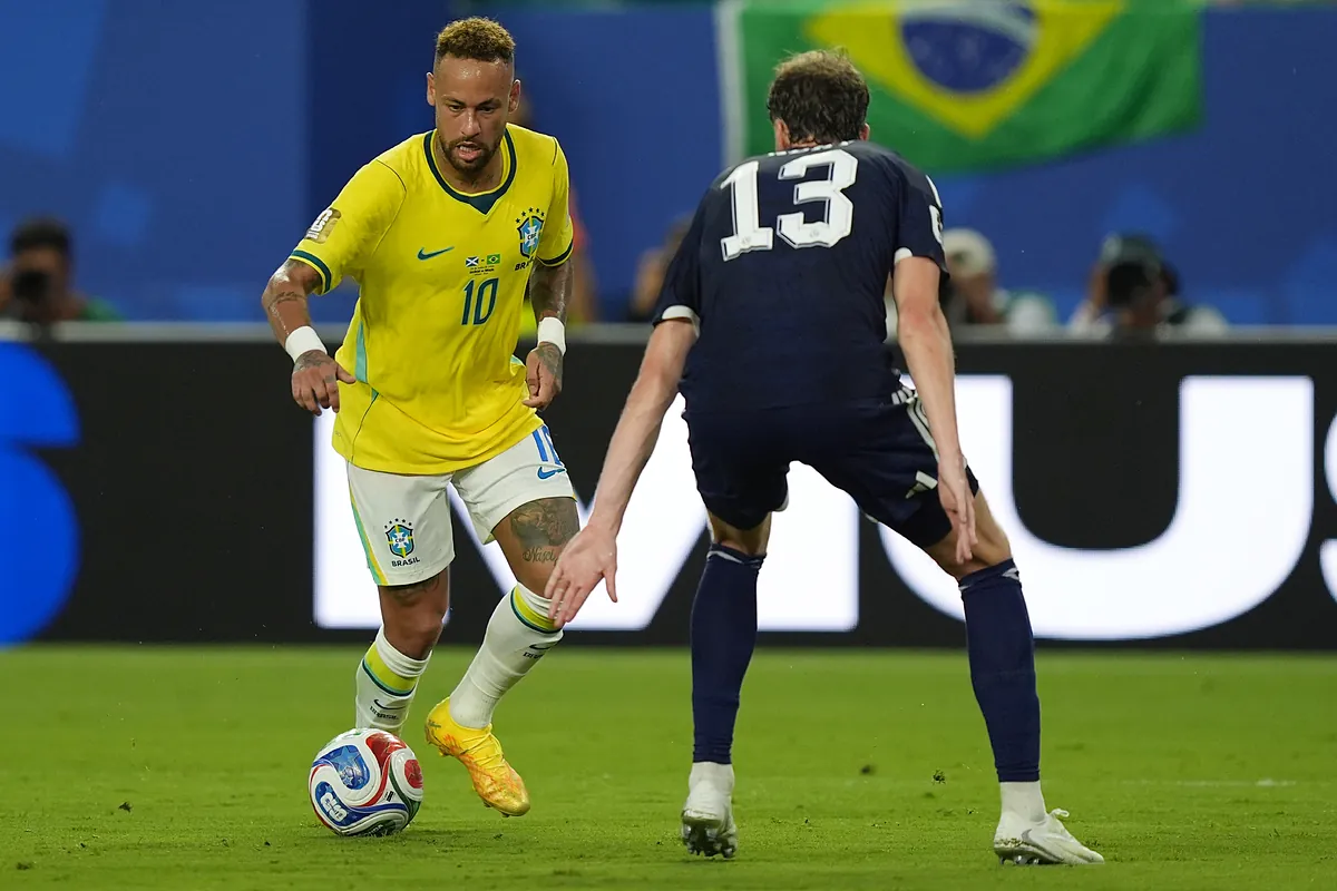 Neymar, el ídolo de Brasil, se cuela en el mejor partido de Vinicius y de su selección: "Tiene 34 años y la pasión de un niño por jugar al fútbol. Se lo ha ganado"