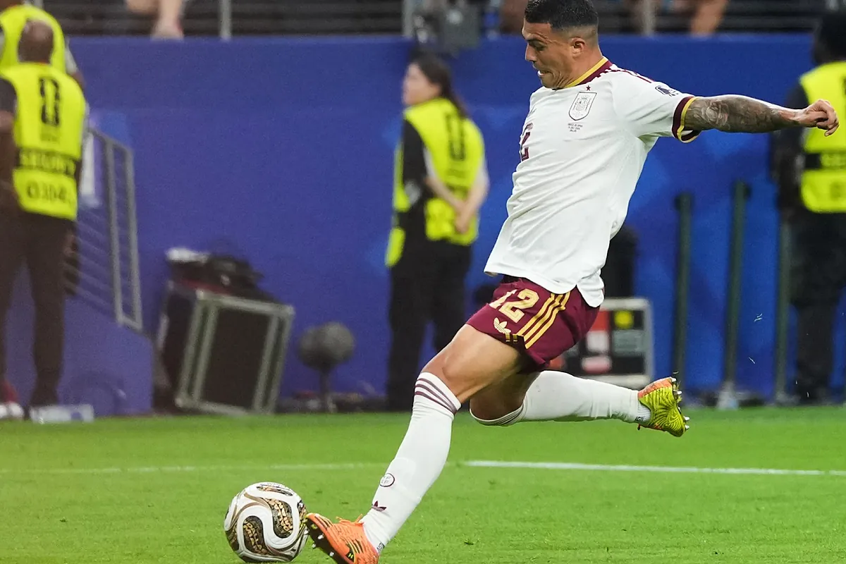 El segundo golazo de Pedro Porro del Francia 0-2 España en la semifinal del Mundial 2026