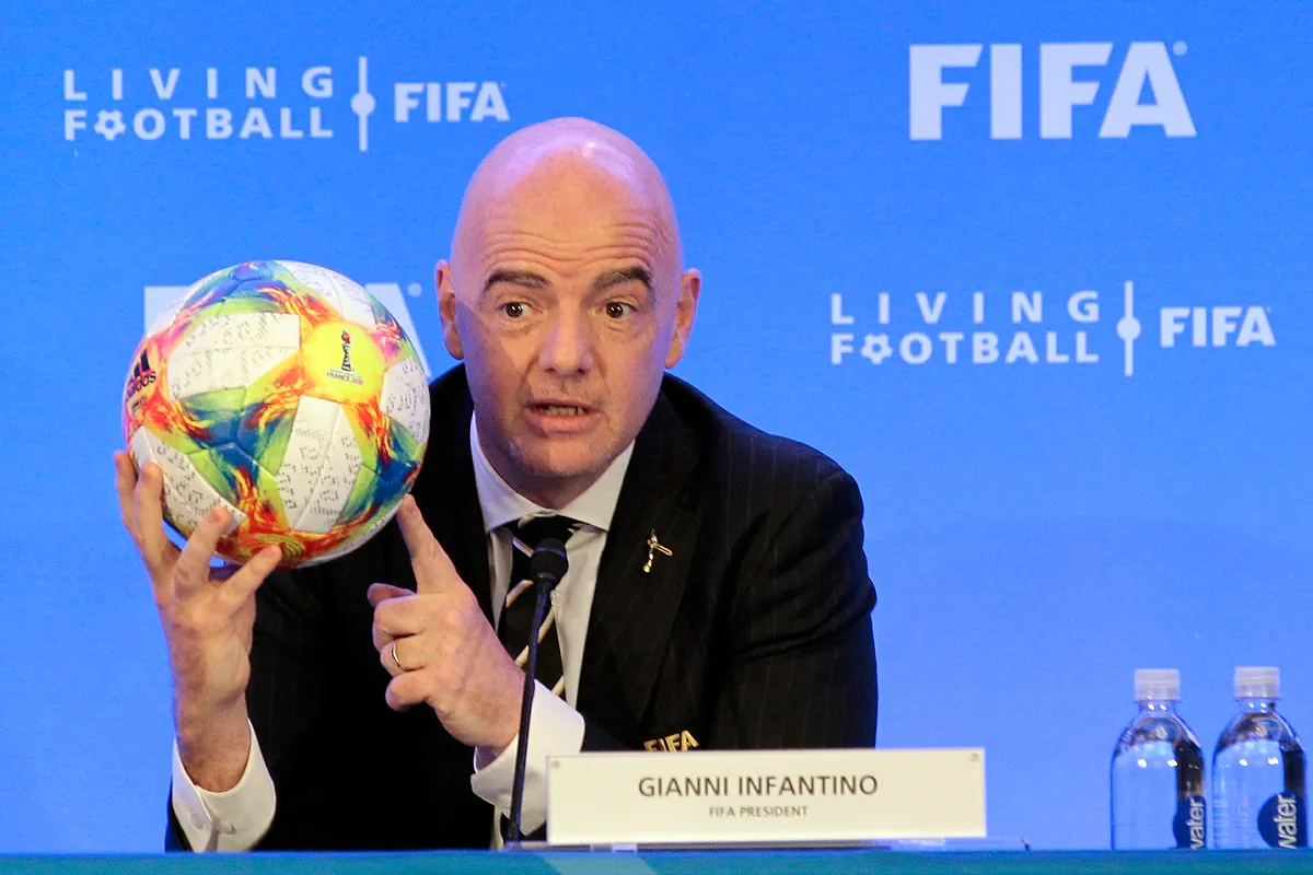 La FIFA despide a su director de operaciones tras calificar el plan de Infantino como "el proyecto de una sola persona"