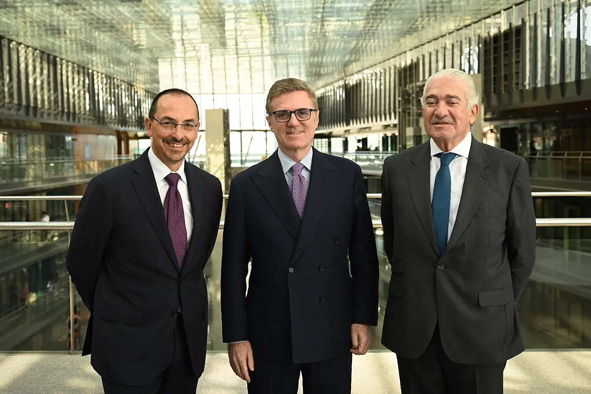 Endesa nombra a Armani nuevo CEO y Bogas se despide del cargo apuntando a Red Eléctrica y a la CNMC en el aniversario del apagón