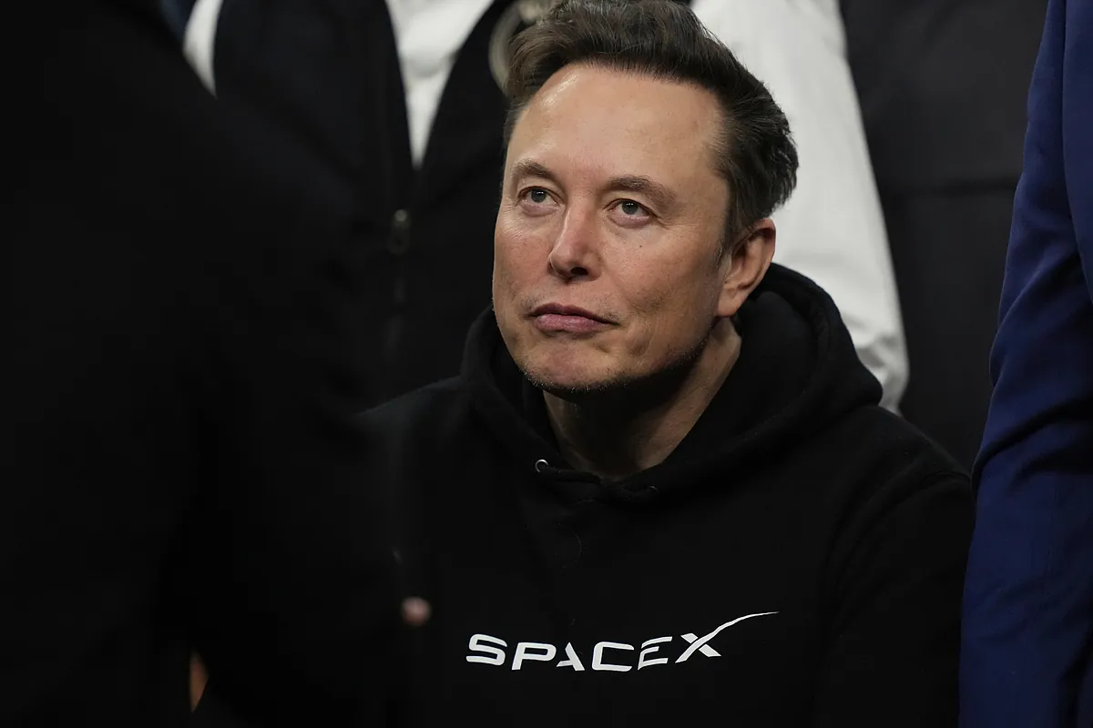 Banco Santander 'monopoliza' las opciones del inversor español de entrar en la salida a bolsa de SpaceX