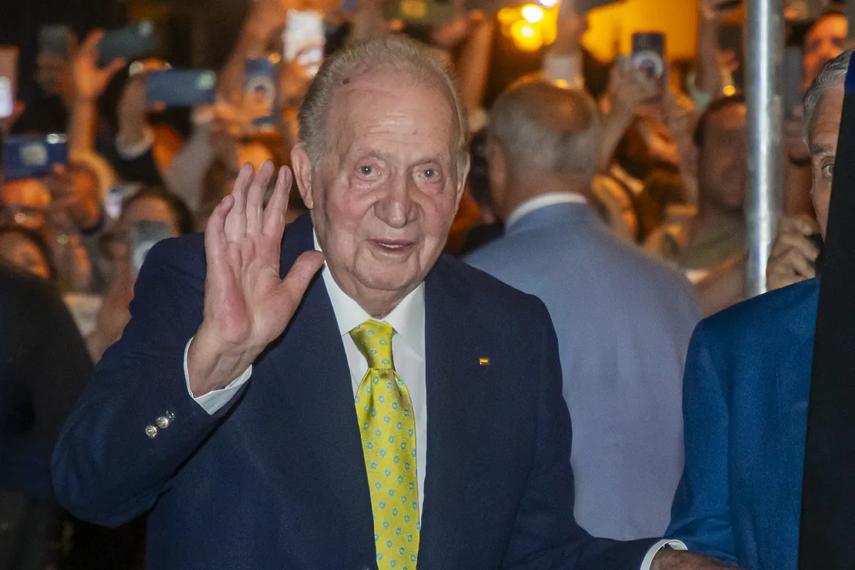El "subidón de moral" del Rey Juan Carlos en Sevilla pese a que sigue sin poder dormir en Zarzuela