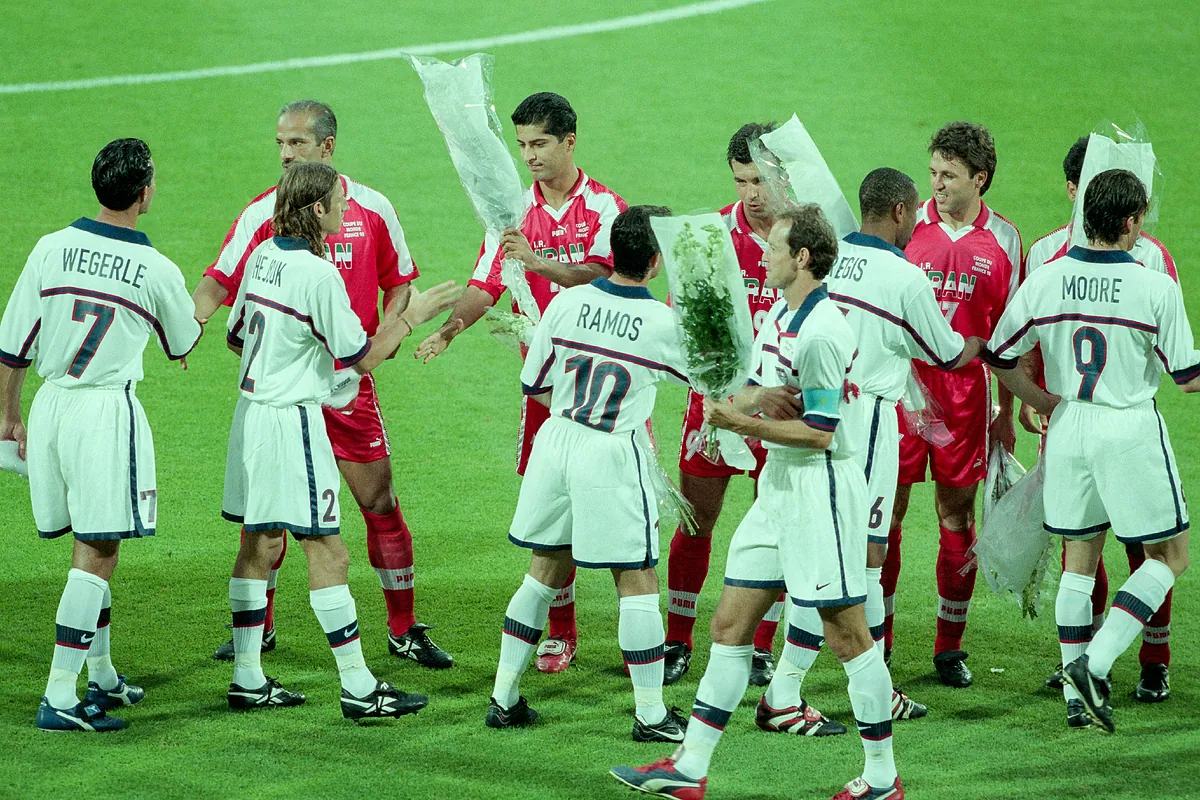 Irán y las rosas blancas del Mundial de Francia'98 que Donald Trump quiere ignorar