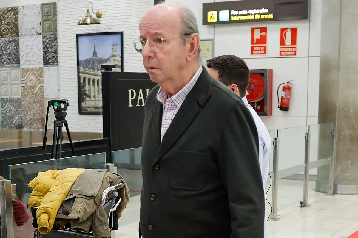Detective de LOC: Spottorno despide agosto en O Grove pagando con una tarjeta negra