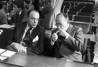 Fraga Iribarne: 60 a�os del posado con el ba�ador Meyba en Palomares