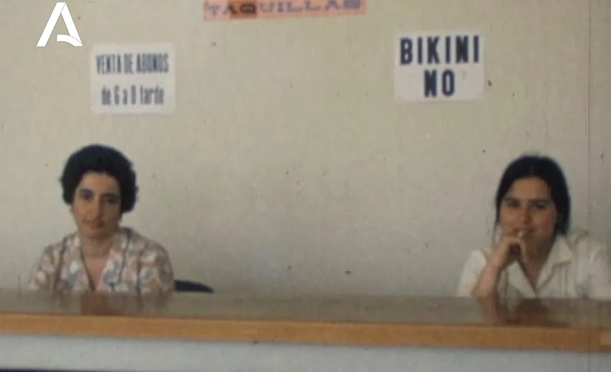 Así eran los vacaciones durante la infancia de los 'boomers': la Filmoteca de Andalucía rescata imágenes de un centenar de vídeos caseros sobre las fiestas populares