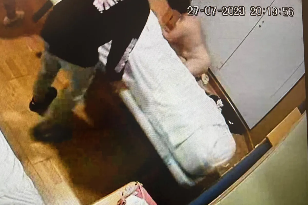 Das asco , vejaciones y castigos en la cinta de correr: el infierno en la residencia de Isa y sus 27 compañeros autistas en Logroño