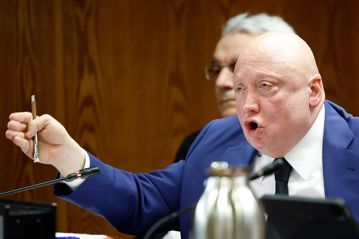 Fernando Samper abandona la presidencia de Forestalia durante la investigación por corrupción en sus proyectos de renovables