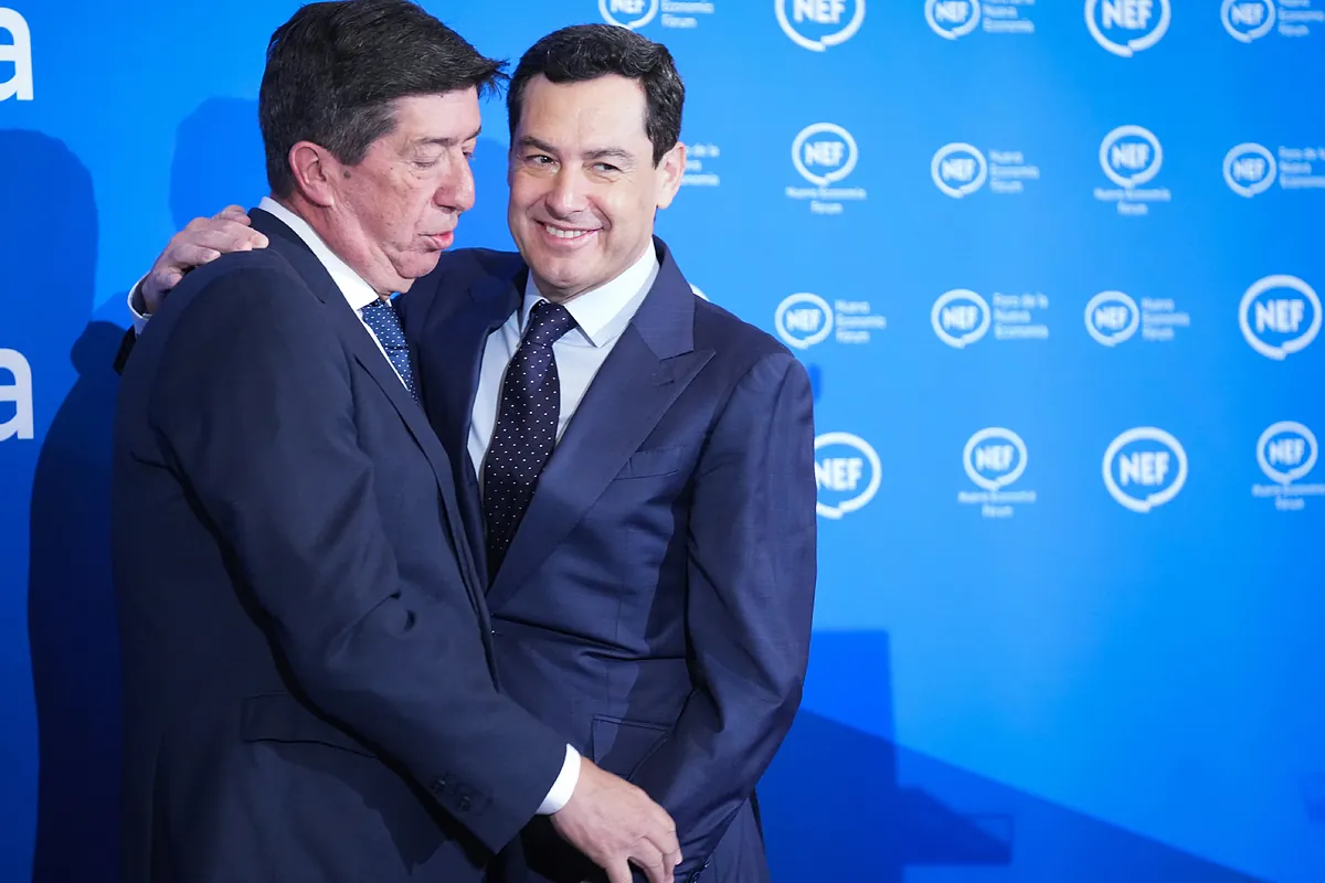 Moreno reduce la "prioridad nacional" de Vox a un "eslogan hueco de campaña" y garantiza que nunca incumplirá la ley