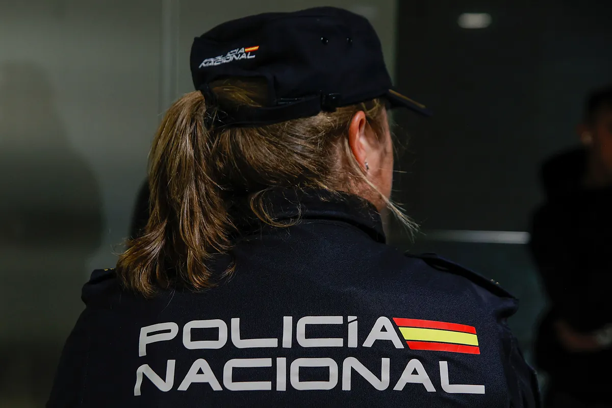 Una boda termina de madrugada en una pelea de 70 personas en Poio (Pontevedra): piedras, palos y al menos un policía herido
