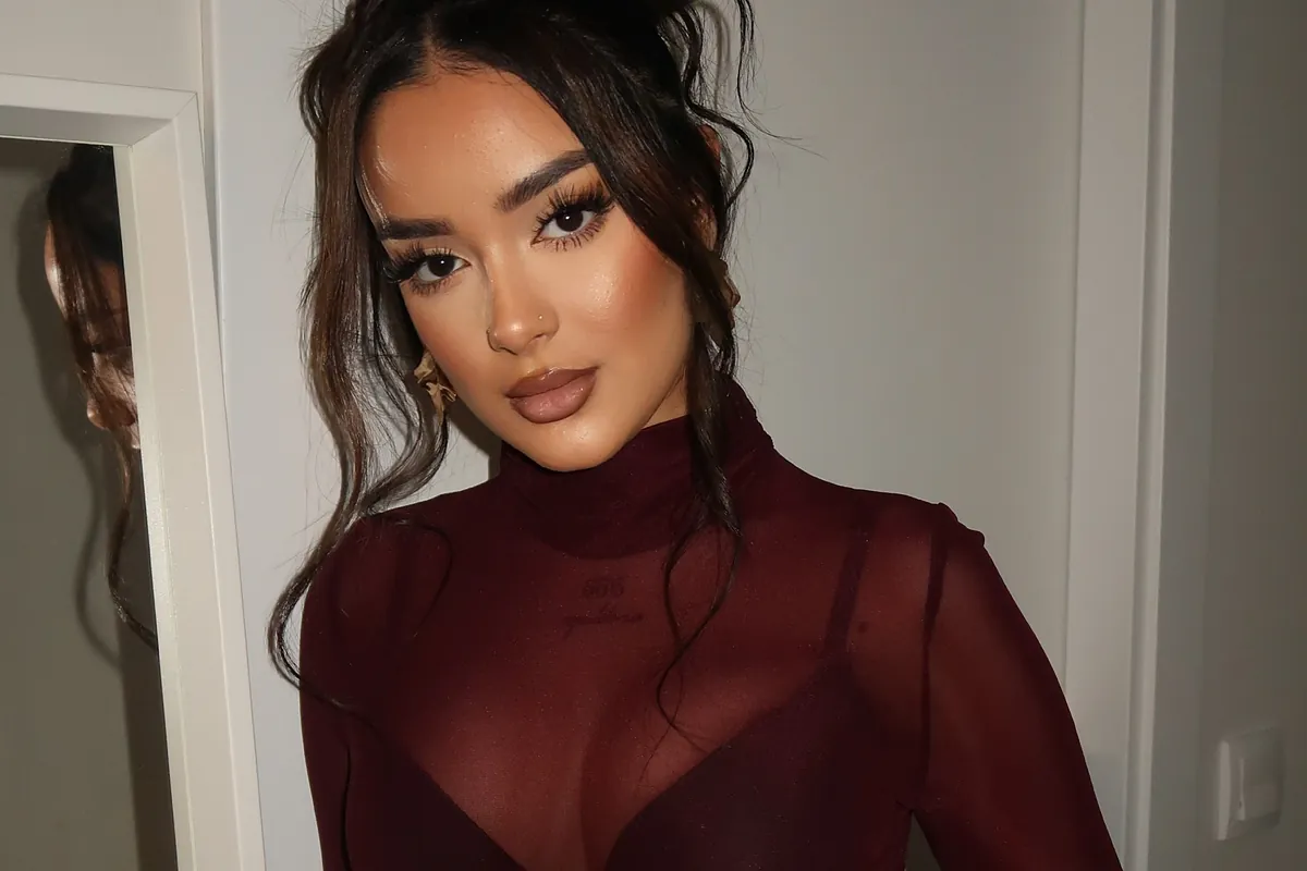 Antena 3 pega el pelotazo con el casting de La Caja Amarilla: Juls Janeiro, la hija de Jesulín y María José Campanario, da su salto a la televisión