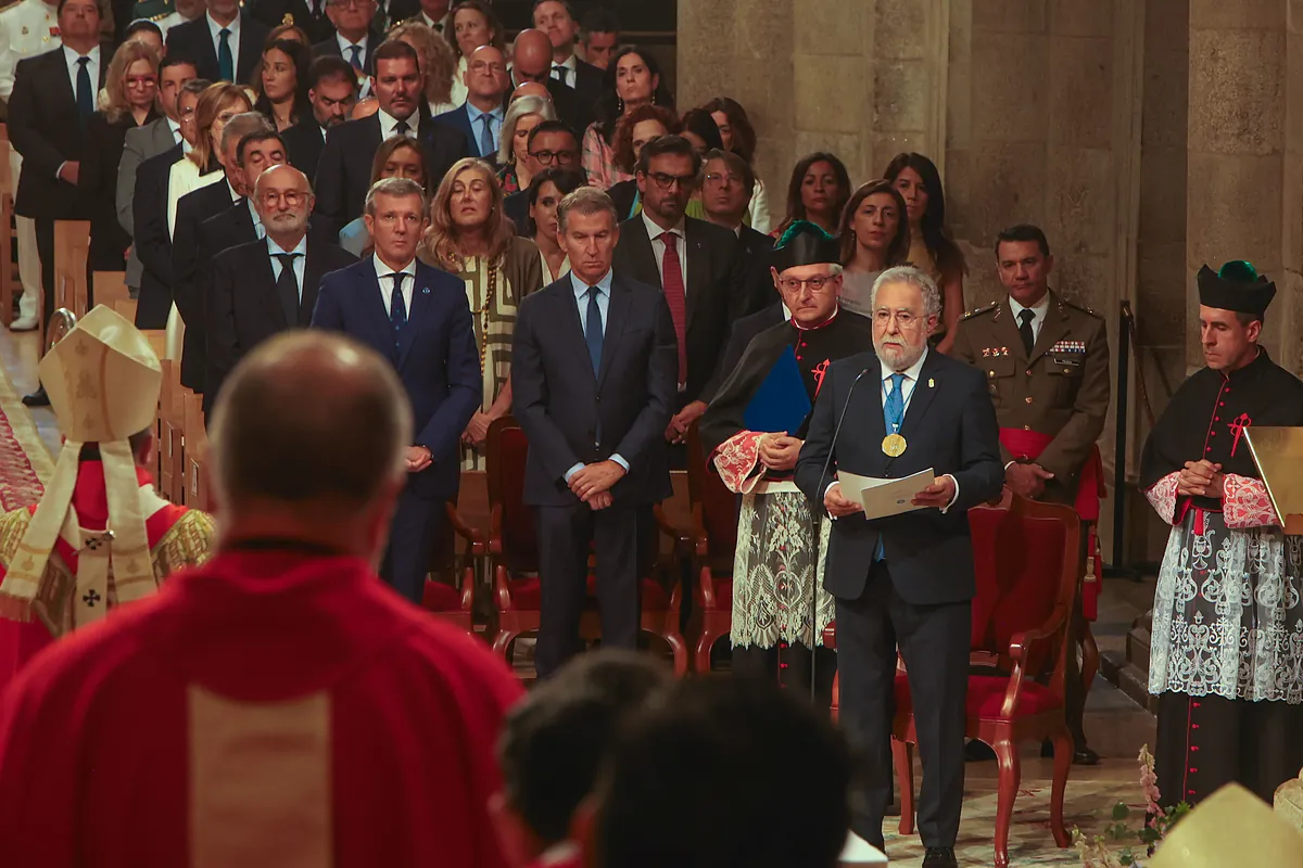 La corrupción y la urgencia de "recuperar la confianza" protagonizan la Ofrenda al Apóstol