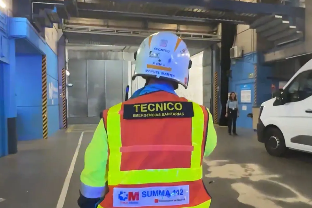 Muere un trabajador de 50 años tras precipitarse desde 30 metros de altura en el Movistar Arena: "Inexplicablemente se cayó"