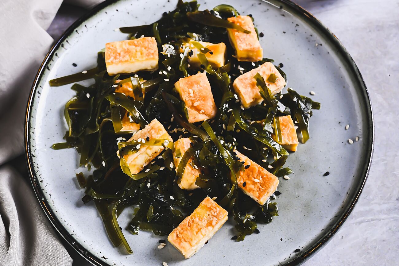 Okinawa lleva a�os en la lista de las llamadas Blue Zones, donde sus...