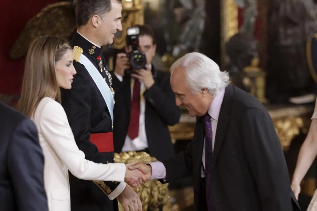 La Casa Real y los políticos homenajean a Raúl del Pozo,  artesano de la palabra con seis décadas de oficio en lo más alto 