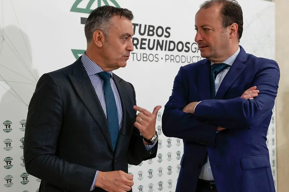 Así fichó la cotizada Tubos Reunidos al líder de la trama: el consejo dio el "sí" tras un informe legal que lo declaró "correcto"