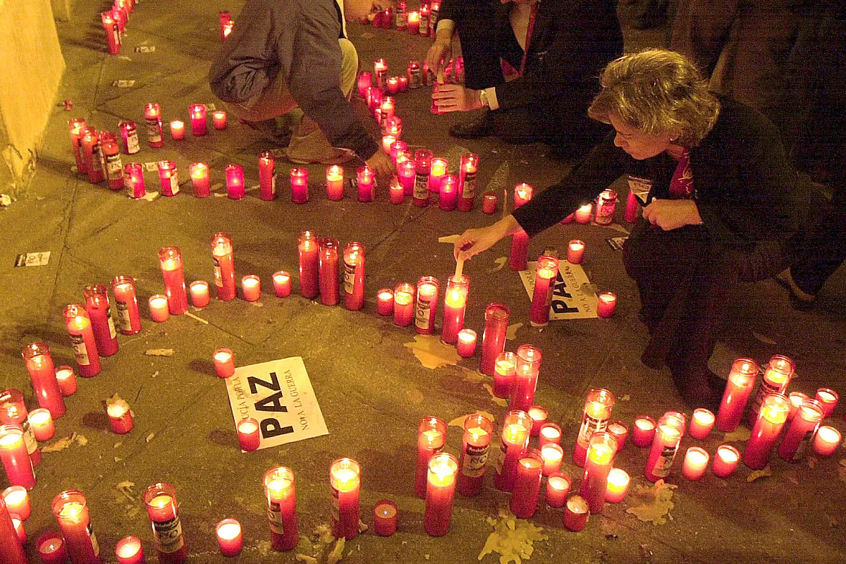 Podemos alienta concentraciones en diferentes ciudades andaluzas con el 'no a la guerra' y reclama al Gobierno que rompa con la OTAN
