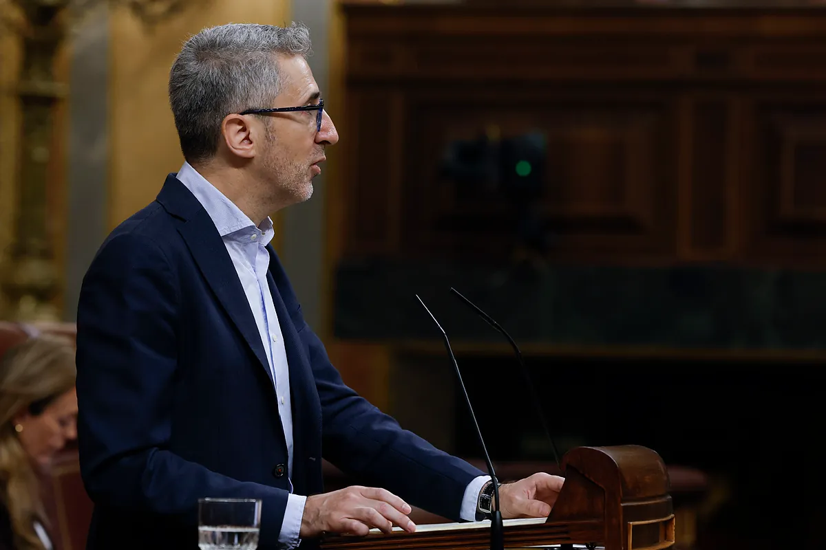 El Gobierno intenta convencer a Bruselas de no tener que reducir beneficios fiscales gracias al alza de la recaudación
