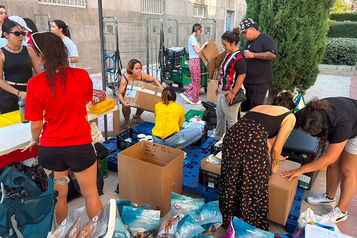 Los colombianos residentes en Madrid se vuelcan con la tragedia del terremoto: "Nuestros hermanos allí no tienen nada ahora mismo"