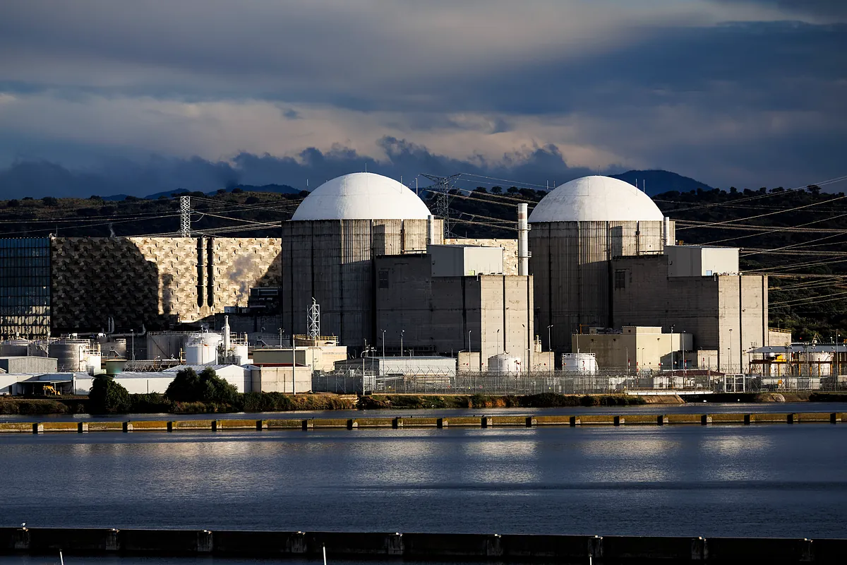 Greenpeace revela la 'cara B' de extender Almaraz: un sobrecoste de casi 4.000 millones en la factura de la luz de todos los consumidores