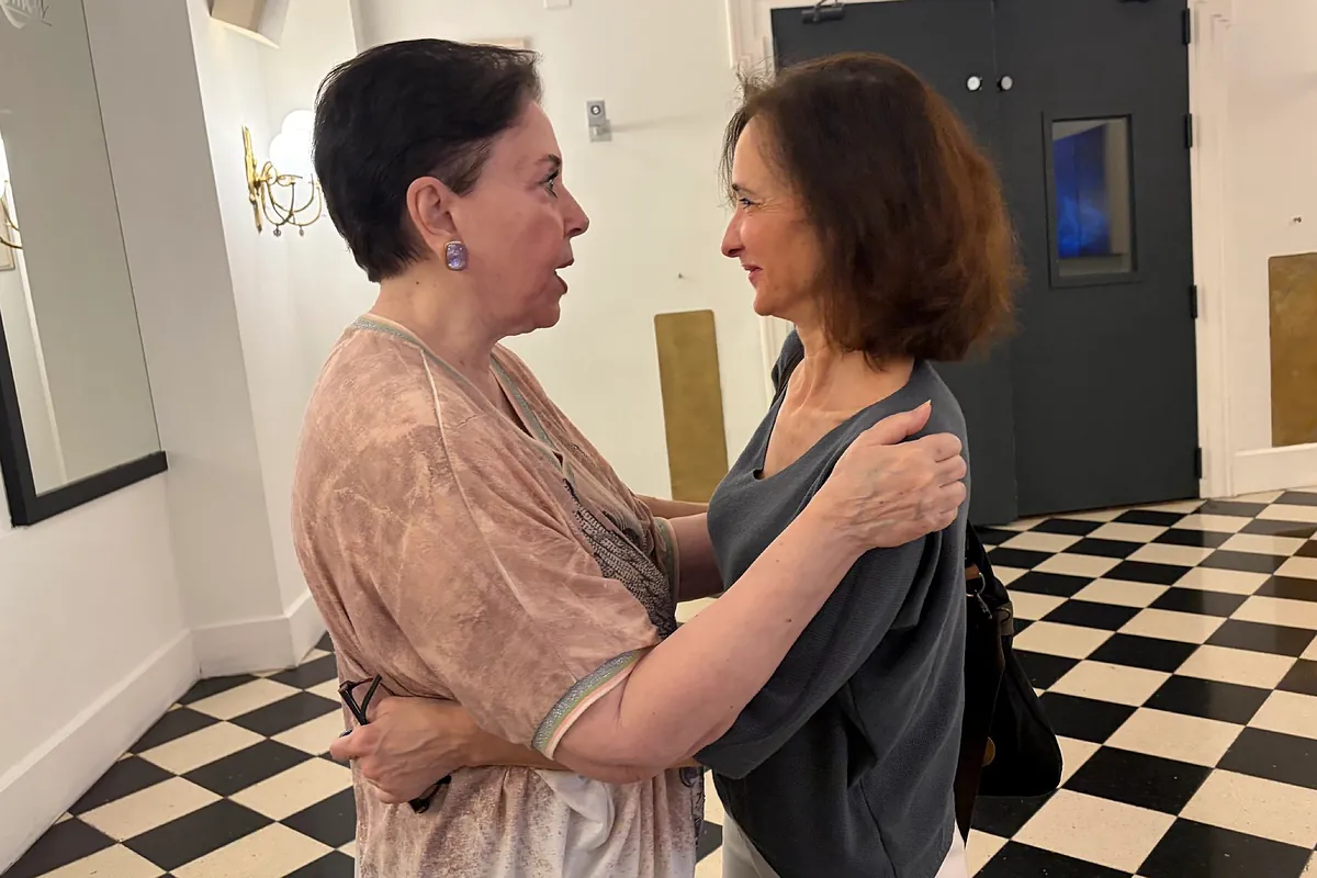 Mónica Randall y Ana Torrent se reencuentran 50 años después de Cría cuervos: todos los detalles del emotivo momento